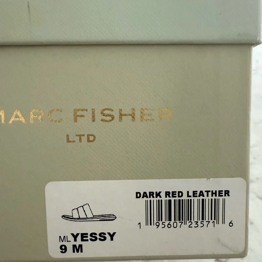 NEW Marc Fisher LTD Yessy Leather Textured Flatform Sandals Tomato Red Women’s 9